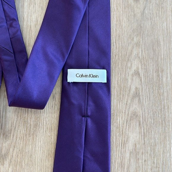 Calvin Klein Purple Tie - Picture 3 of 4